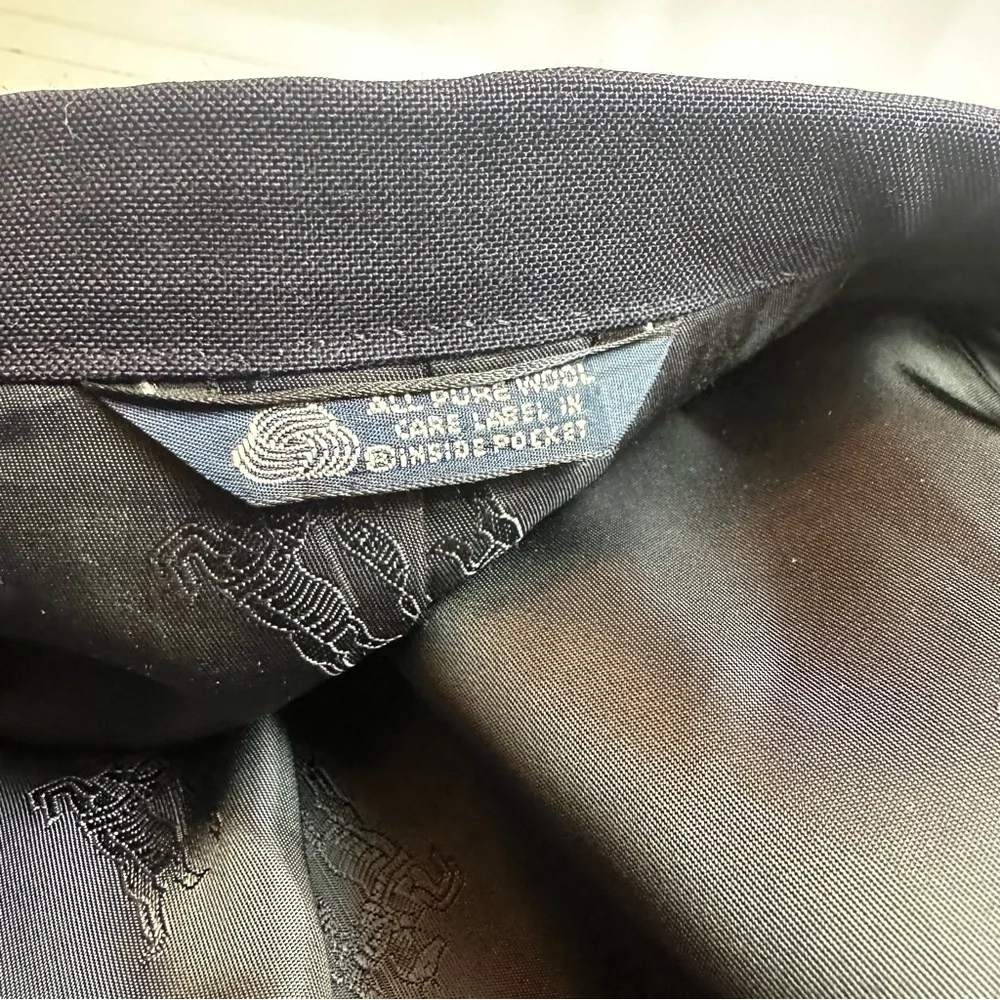 Burberry Heritage Navy Wool Blazer with Gold Buttons Late 90s–Early 2000s